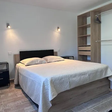 Maison Avec Piscine Privee 펜션